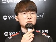 faker02年的中单是什么梗